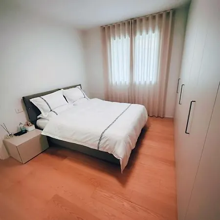 דירה Guerinis House *