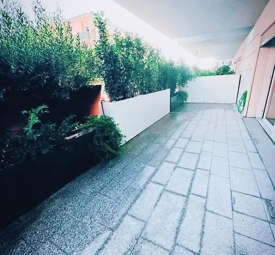 Guerinis House דירה *